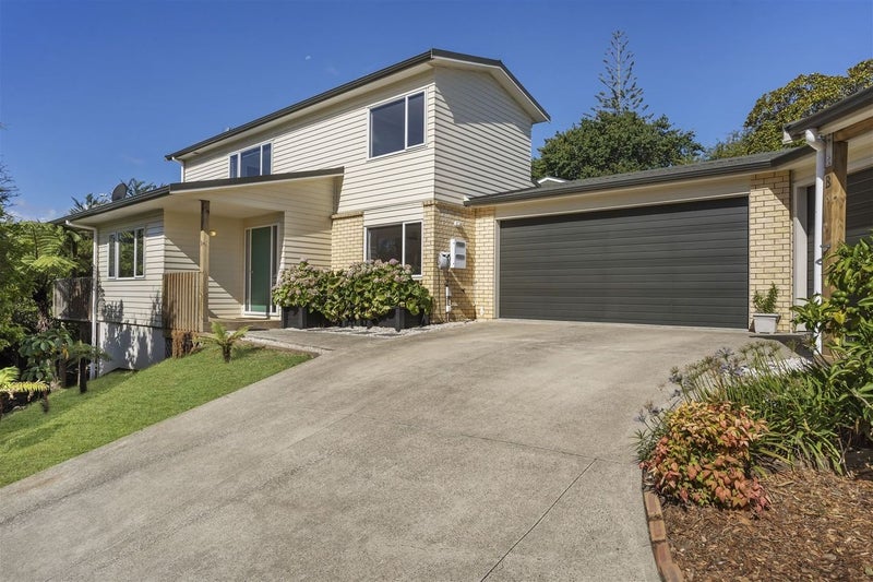 67A Beach Haven Road, Beach Haven, Auckland - Carousel 1