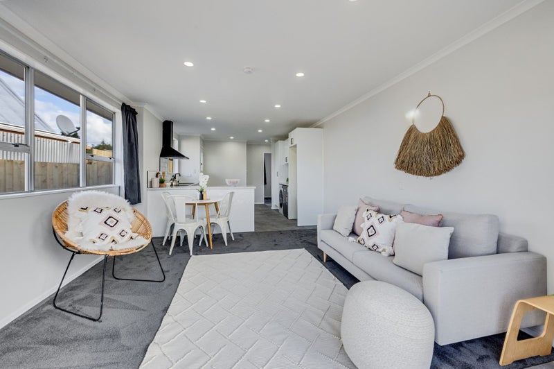 2/56 WARD Street, Trentham, Upper Hutt - Carousel 2