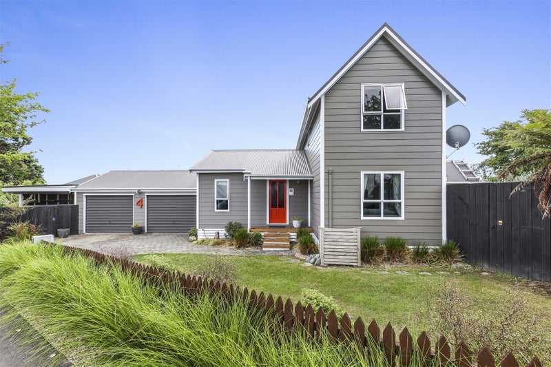 4 Storey Avenue, Beerescourt, Hamilton - Carousel 1