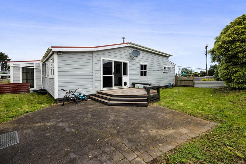 6 Egmont Street, Normanby, Hawera - Carousel 1