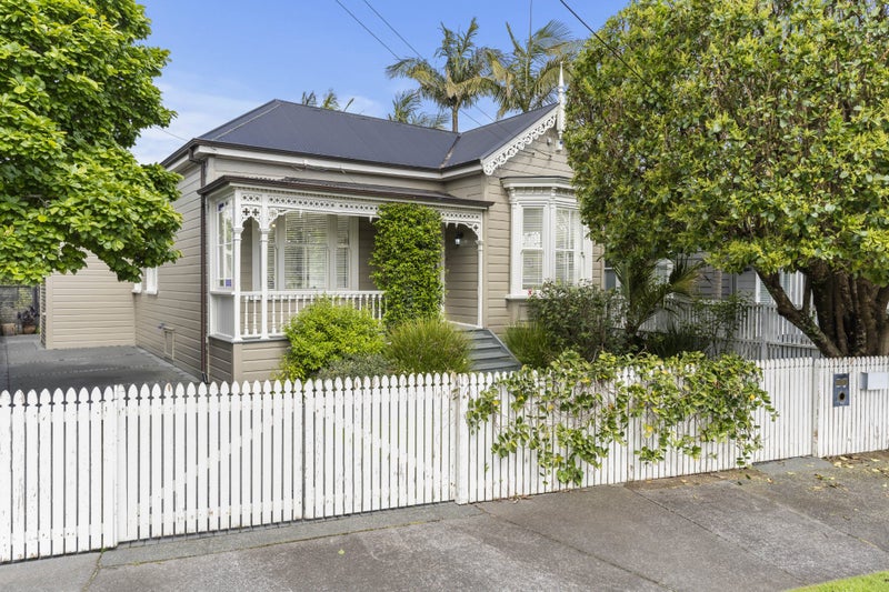 30 Wynyard Road, Mount Eden, Auckland - Carousel 1