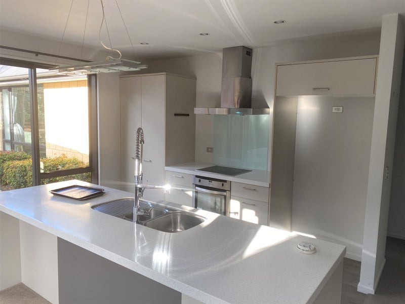 8 Cellars Way, Yaldhurst, Christchurch - Carousel 2