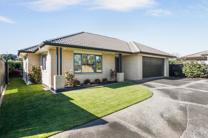 36 Newinn Crescent, East Tāmaki Heights, Auckland - Carousel 1