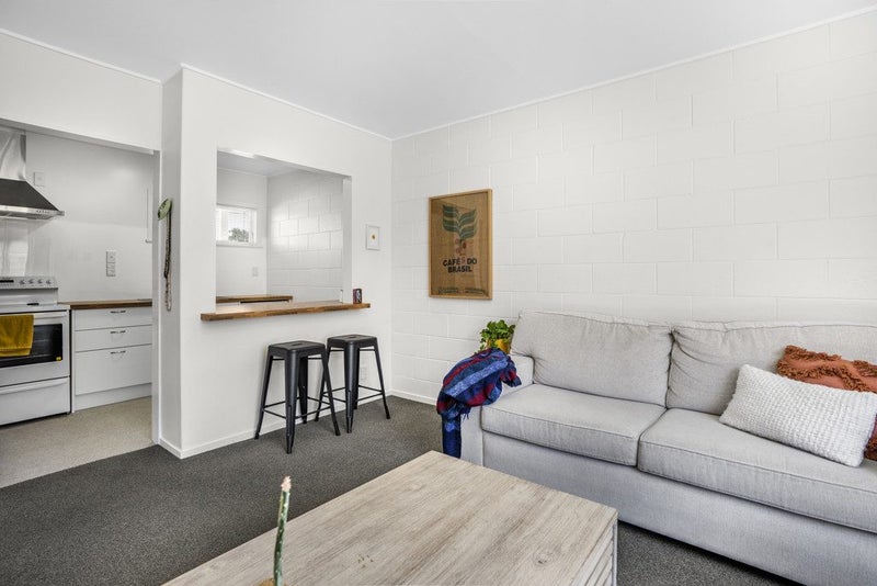 7/31 Tennyson Street, Petone, Lower Hutt - Carousel 1