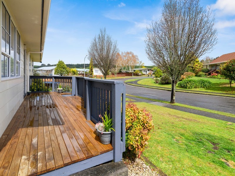 1 Marcasite Place, Pukehangi, Rotorua - Carousel 16