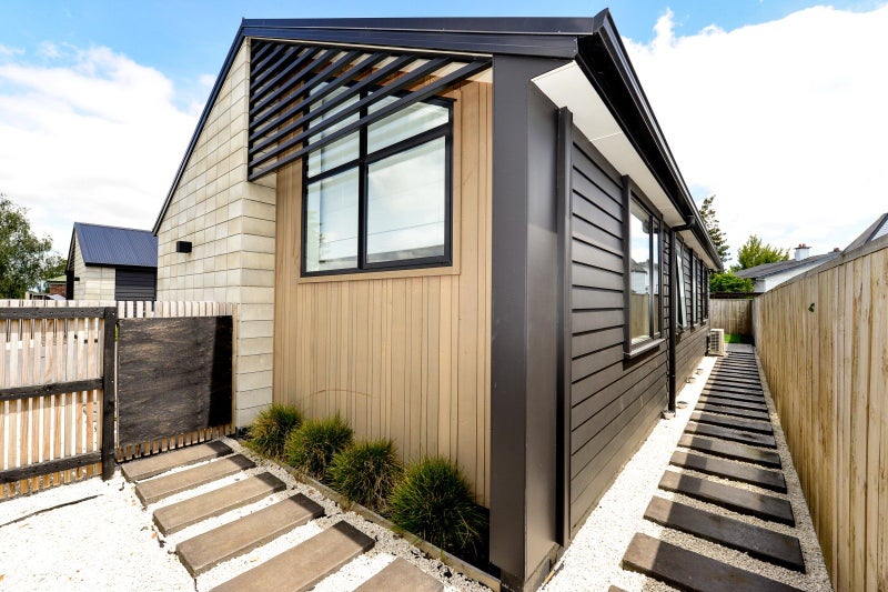 2/103 Cambridge Road, Hillcrest, Hamilton - Carousel 3