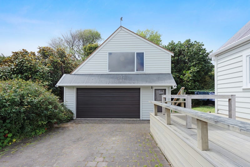 23 Ngatoto Street, Khandallah, Wellington - Carousel 19