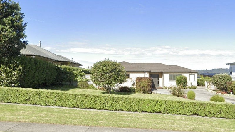 10 Holyoake Terrace, Omokoroa, Omokoroa - Carousel 1