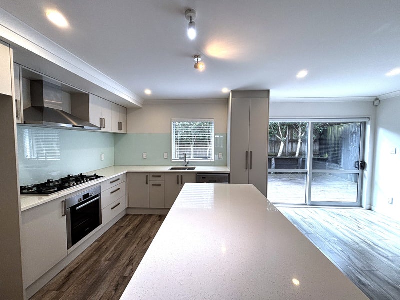 47B Elliot Street, Howick, Auckland - Carousel 2