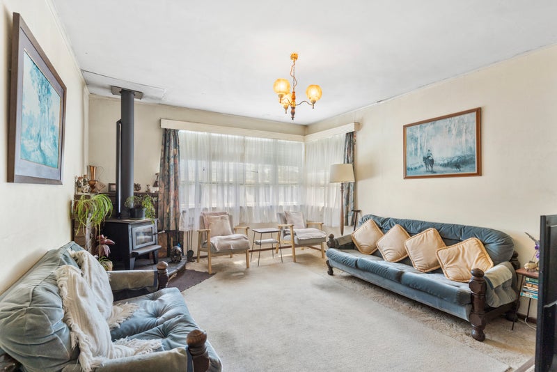 5 Tamatea Avenue, Point England, Auckland - Carousel 2