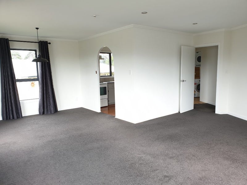 20 Parkinson Close, Whitby, Porirua - Carousel 15