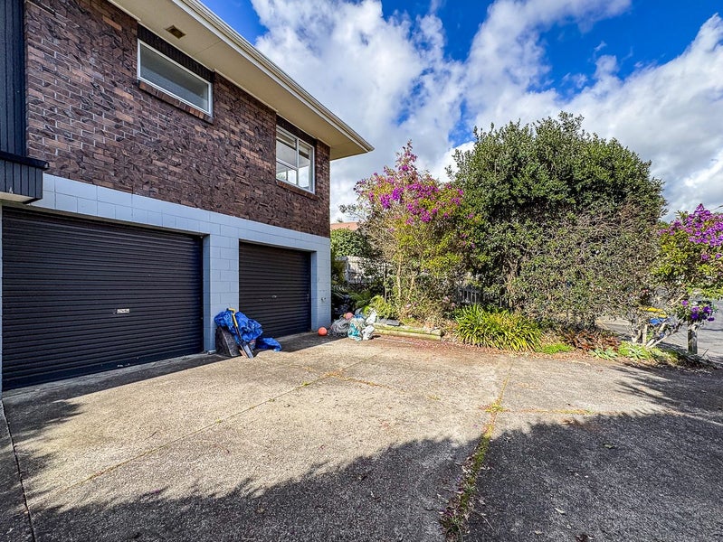 17 Te Ara Tu Para, Albany, Auckland - Carousel 1