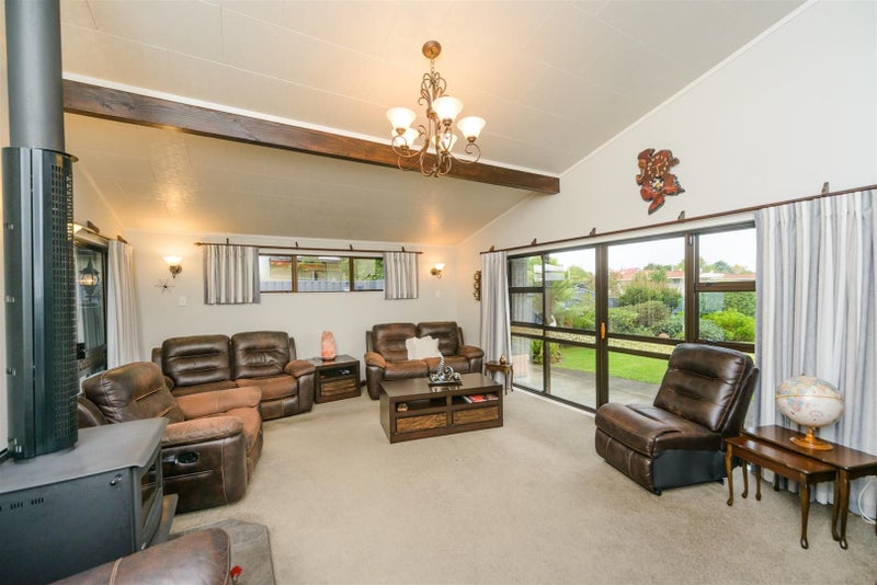 14 Aitken Street, Bulls - Carousel 2