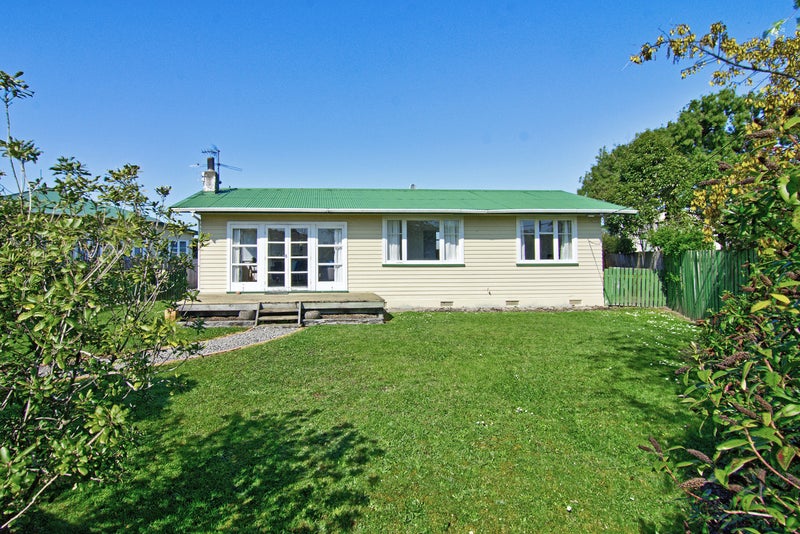 8 Millard Avenue, Kuripuni, Masterton - Carousel 1