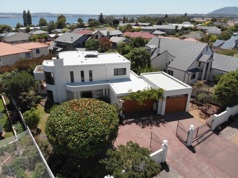 29 Logan Avenue, Wharewaka, Taupo - Carousel 1