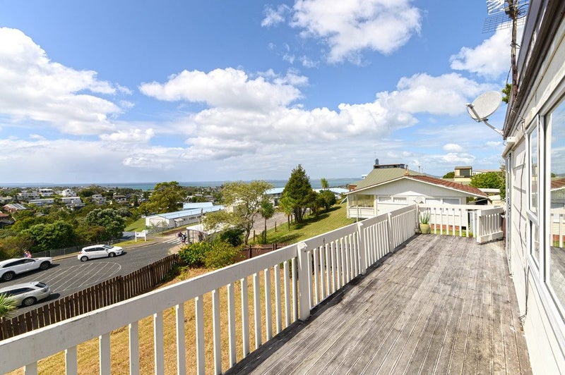 1/401 East Coast Road, Mairangi Bay, Auckland - Carousel 2