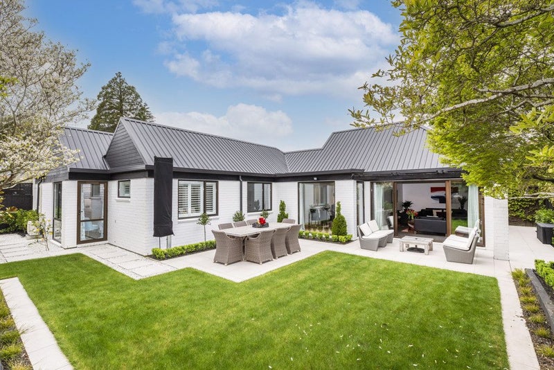27B Bryndwr Road, Fendalton, Christchurch - Carousel 1