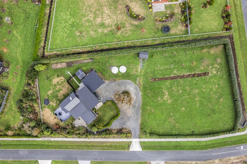 10 Delta Way, Te Kowhai, Hamilton - Carousel 28