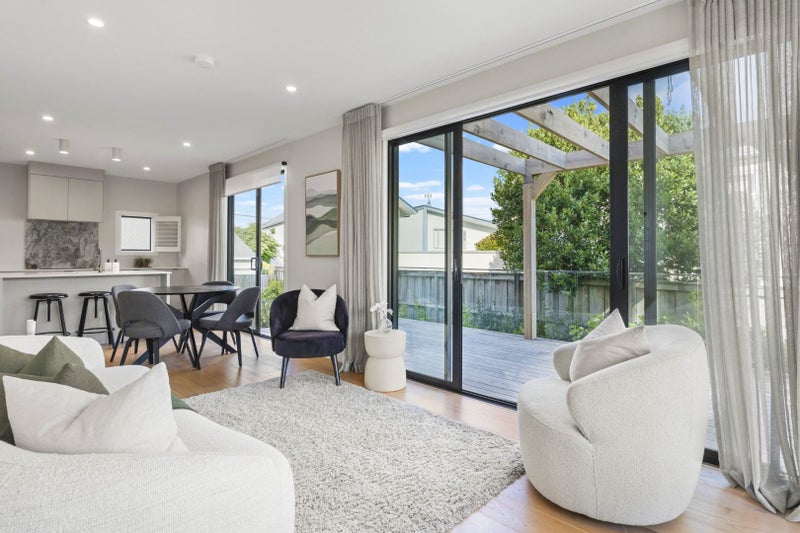 8/109 Kohimarama Road, Kohimarama, Auckland - Carousel 2