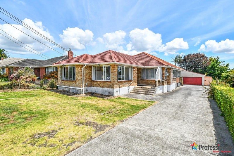 28 Fairview Road, Papatoetoe, Auckland - Carousel 1
