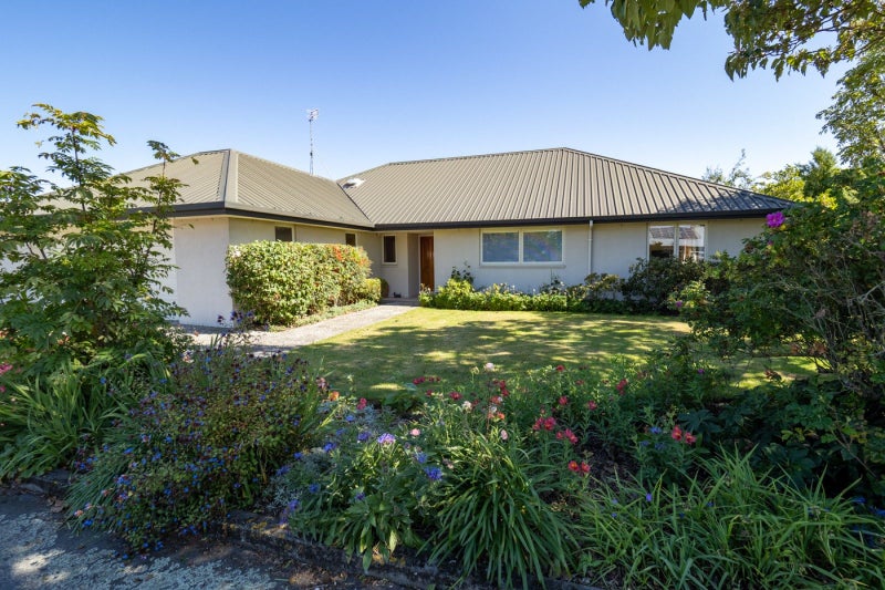 5 Pages Road, Allenton, Ashburton - Carousel 2