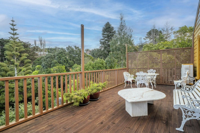 24 Penryn Drive, Camborne, Porirua - Carousel 2