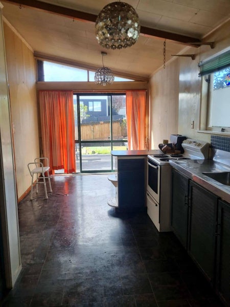 10 Stedman Place, Avondale, Auckland - Carousel 18