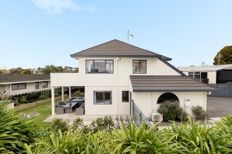 48 Pine Avenue, Otumoetai, Tauranga - Carousel 2