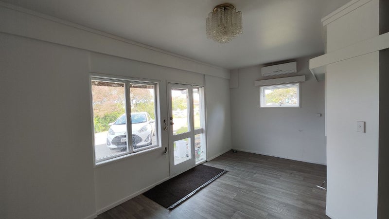1/25 Brothers Street, New Windsor, Auckland - Carousel 2