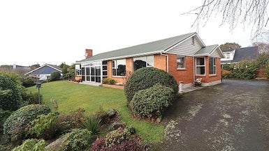 33 Holywood Terrace, Gladstone, Invercargill - Carousel 1