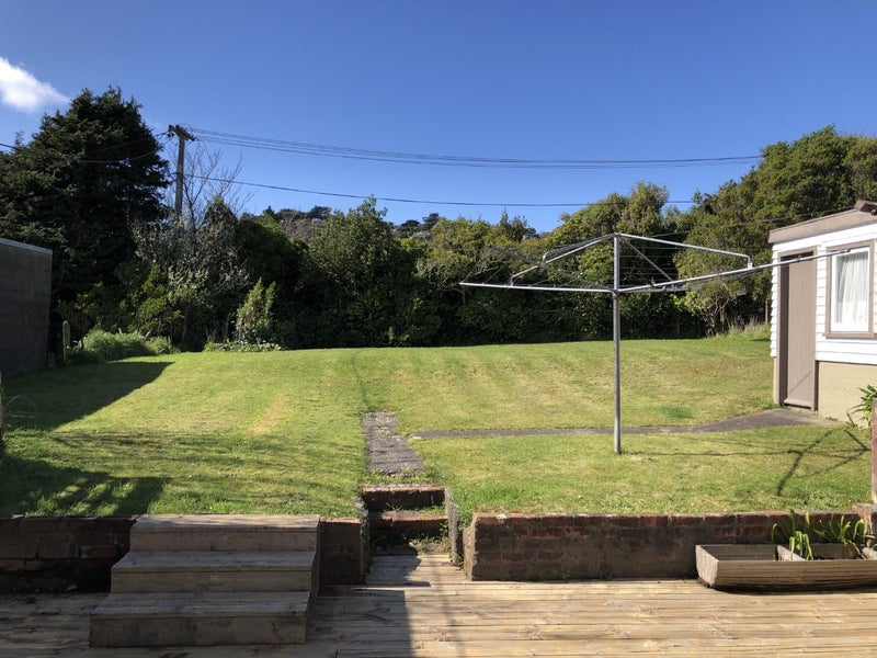 3 Bould Street, Johnsonville, Wellington - Carousel 11