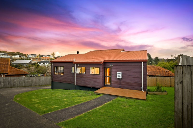 25 Candia Road, Swanson, Auckland - Carousel 2