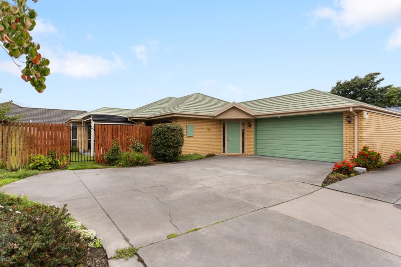 27 Ernest Gray Place, Halswell, Christchurch - Carousel 1