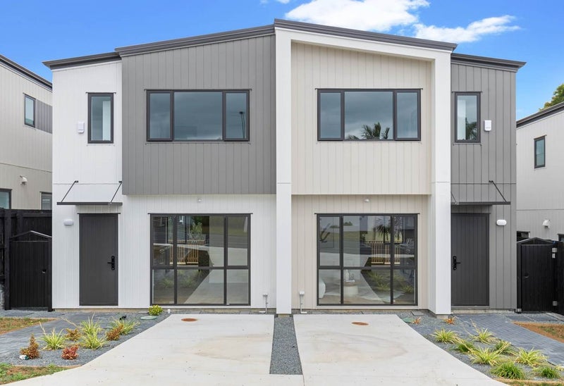 71 Highland Park Drive, Botany Downs, Auckland - Carousel 1