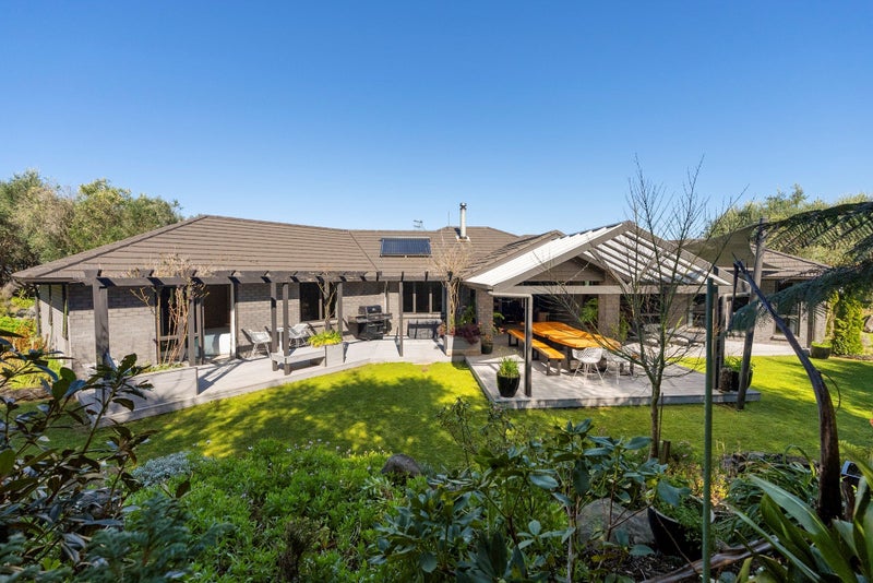 111 Lindemann Road, Tahawai, Tahawai - Carousel 1