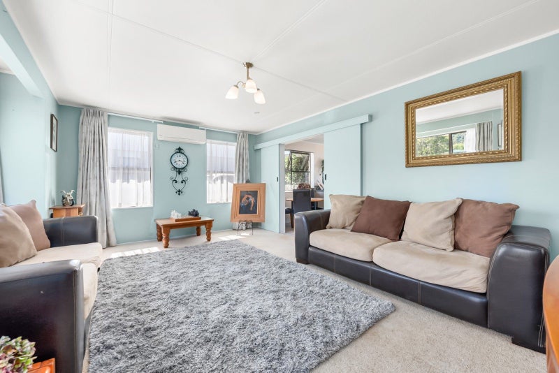 2/48 Mabey Road, Avalon, Lower Hutt - Carousel 1