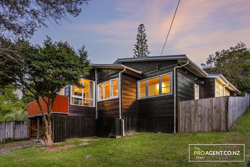 15 Western Road, Laingholm, Auckland - Carousel 2