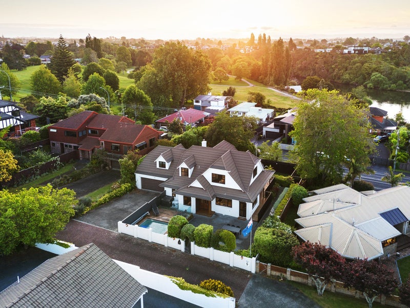 23 Tiffiney Place, Chartwell, Hamilton - Carousel 2