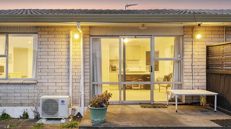 3/30 Ferndale Road, Mount Wellington, Auckland - Carousel 1