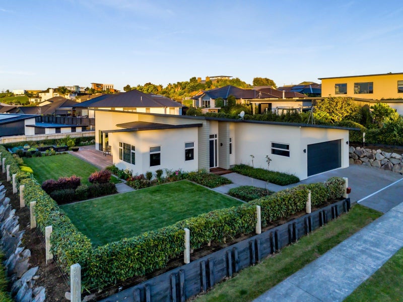 24 Kotare Drive, Waiwhakaiho, New Plymouth - Carousel 1