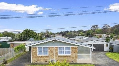 19 Springfield Crescent, Enderley, Hamilton - Carousel 13