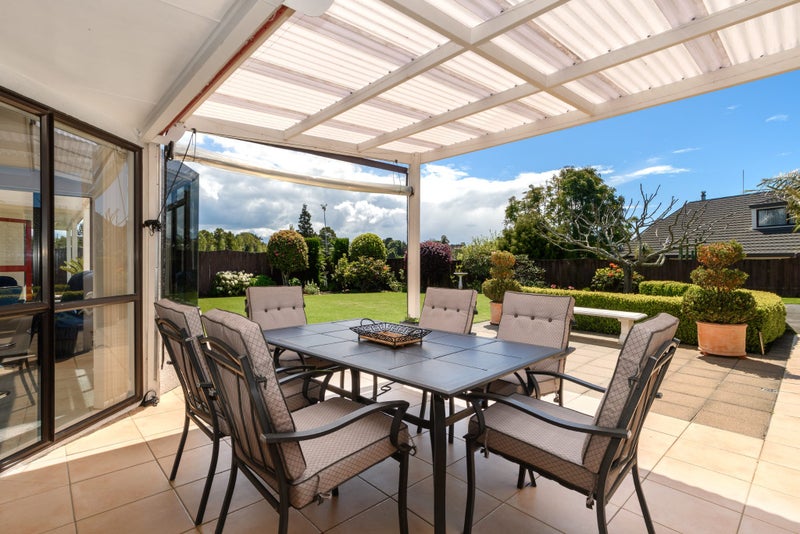 38 Hillcrest Road, Otumoetai, Tauranga - Carousel 2