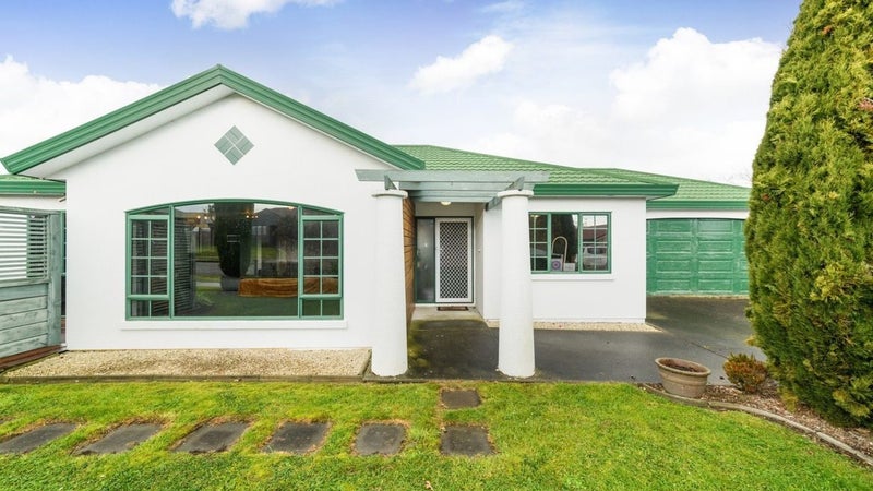 113 Parnell Heights, KELVIN GROVE, PALMERSTON NORTH - Carousel 1