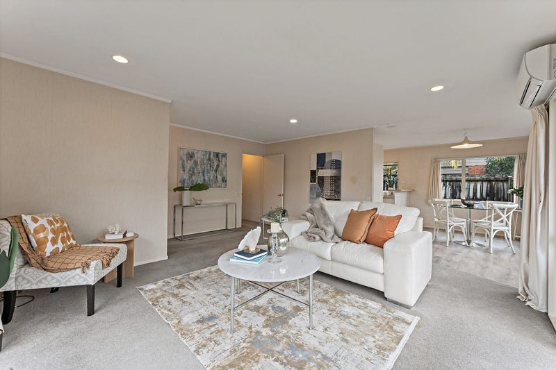 2/4 Lonsdale Street, Ellerslie, Auckland - Carousel 2