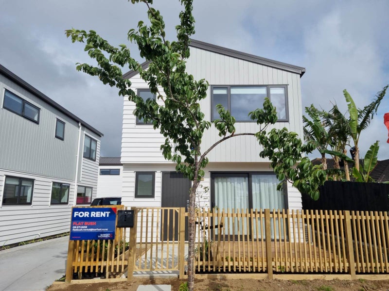 29 Crown Crescent, Otara, Auckland - Carousel 1