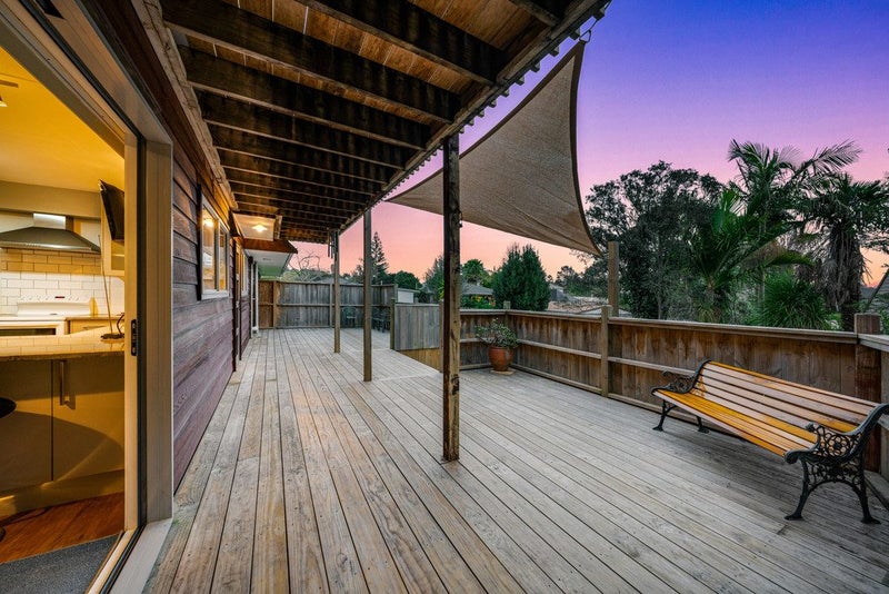 9 Nicolas Avenue, Glen Eden, Auckland - Carousel 2