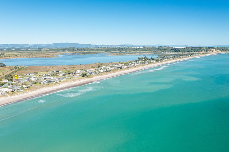 488 Pukehina Parade, Te Puke - Carousel 24