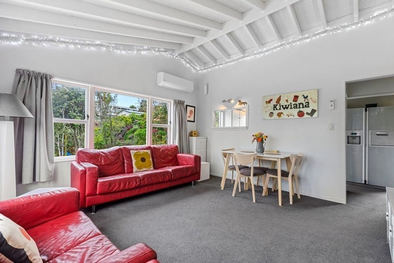 16B Russell Place, Brookfield, Tauranga - Carousel 2