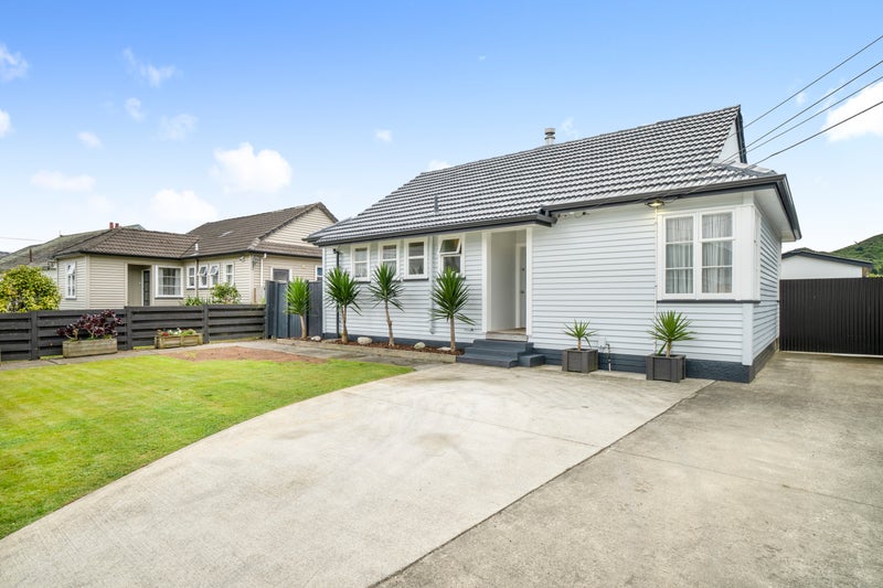 47 Rata Street, Naenae, Lower Hutt - Carousel 1
