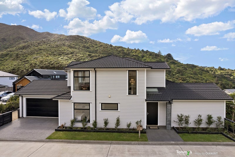 15 Riroriro Close, Crofton Downs, Wellington - Carousel 1